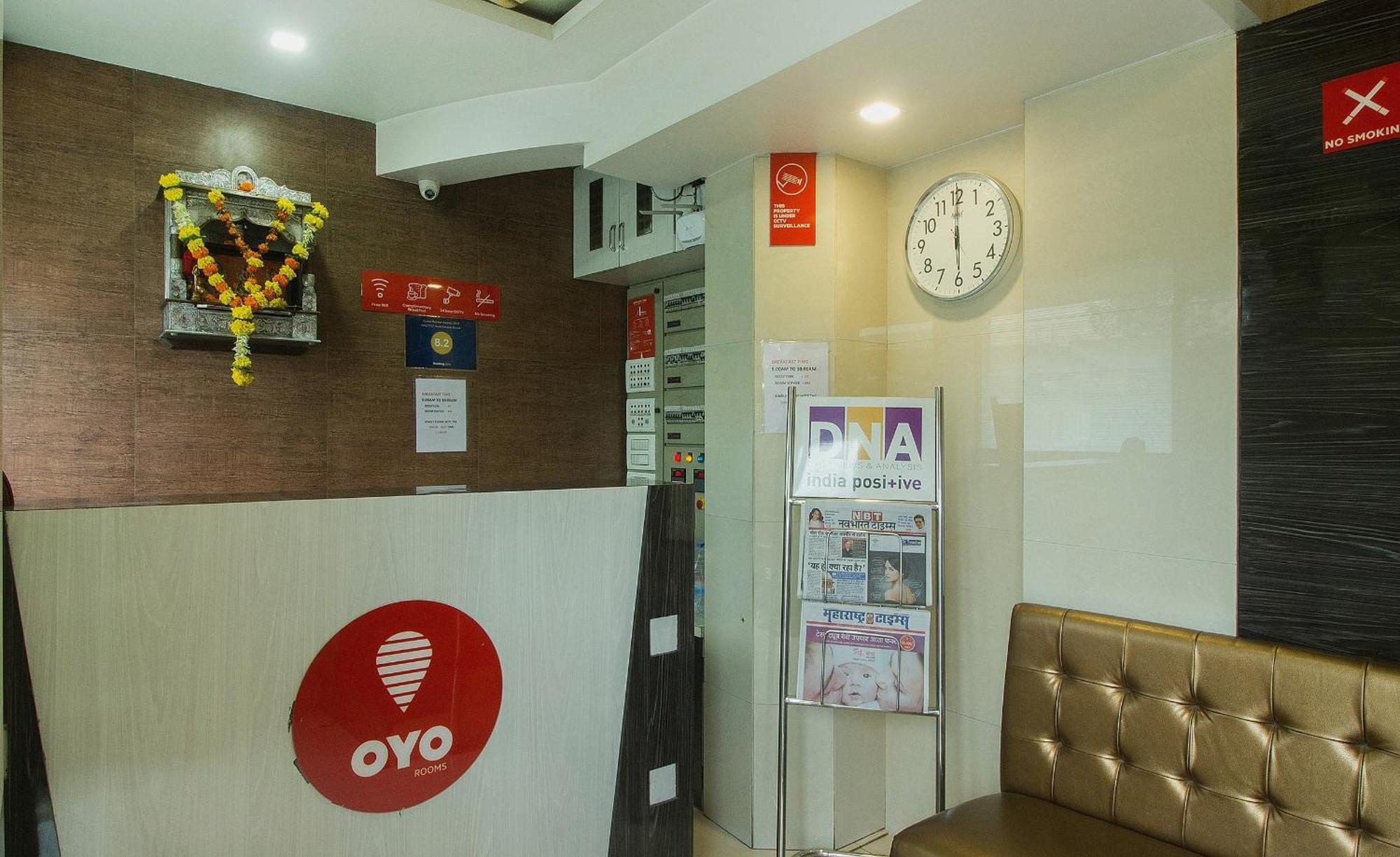 Oyo Hotel Sarovar Grand Kalamboli Exterior photo
